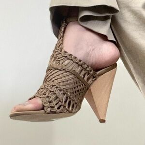 Paloma Barcelo Beatrice Braided Nude Leather sandal with wood cone heel.
